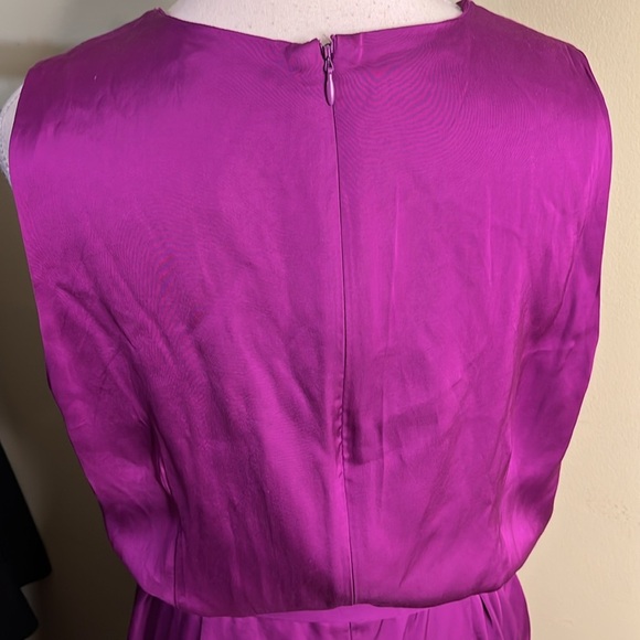 Lauren Ralph Lauren Purple v-neckline faux wrap wide leg jumpsuit belted - Picture 17 of 17